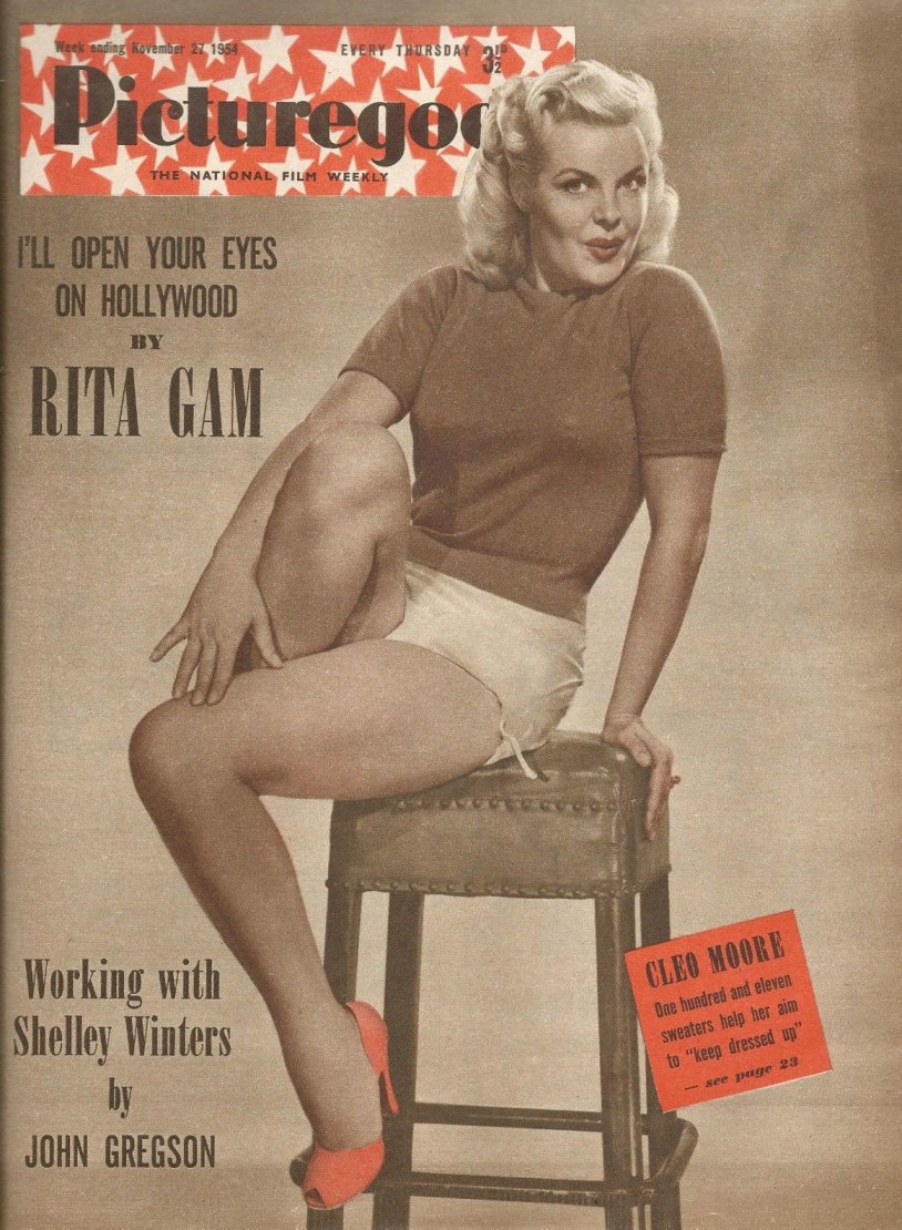 Cleo Moore in sandals