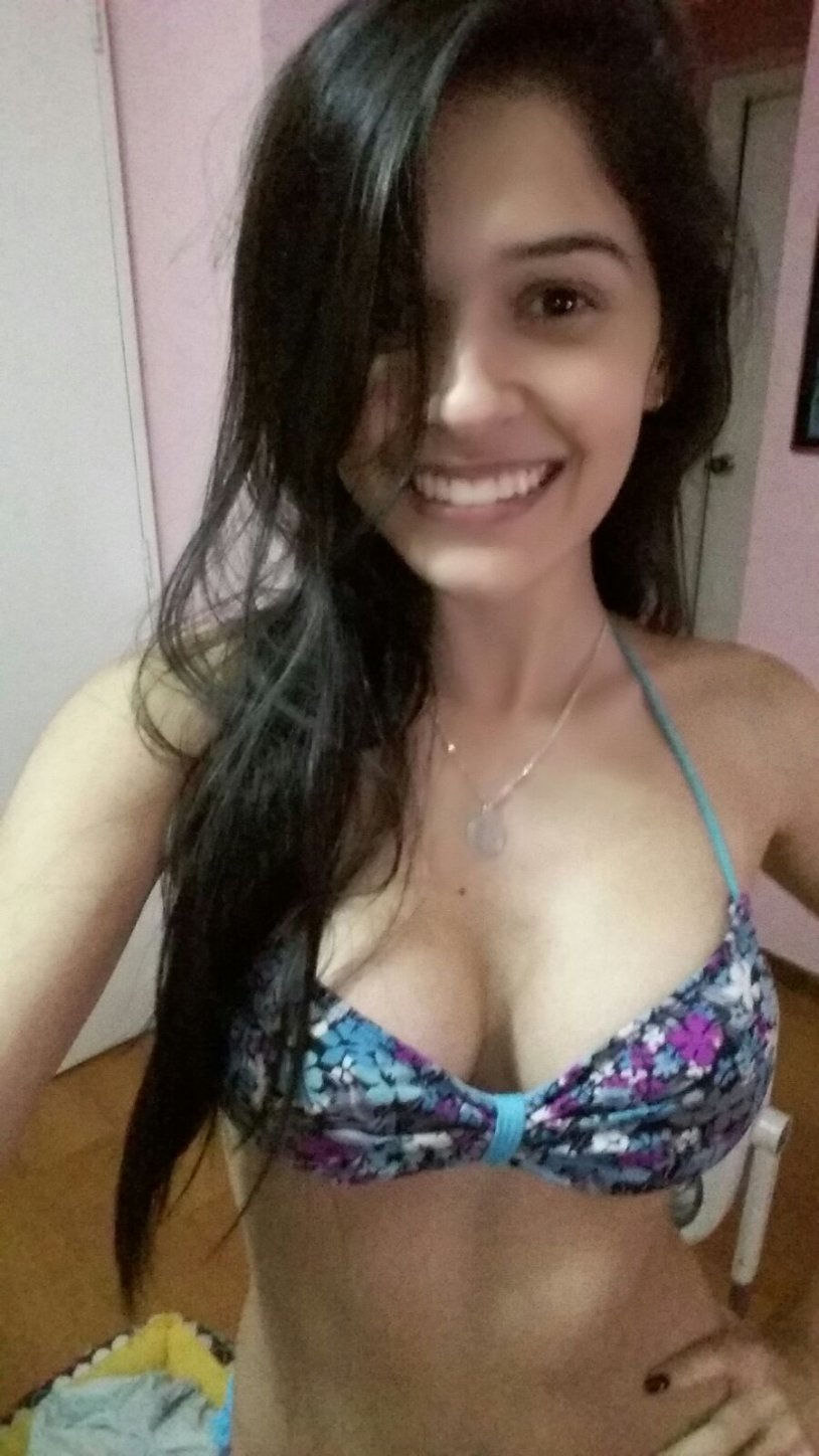 Alex Ocean Naked woman on a yacht