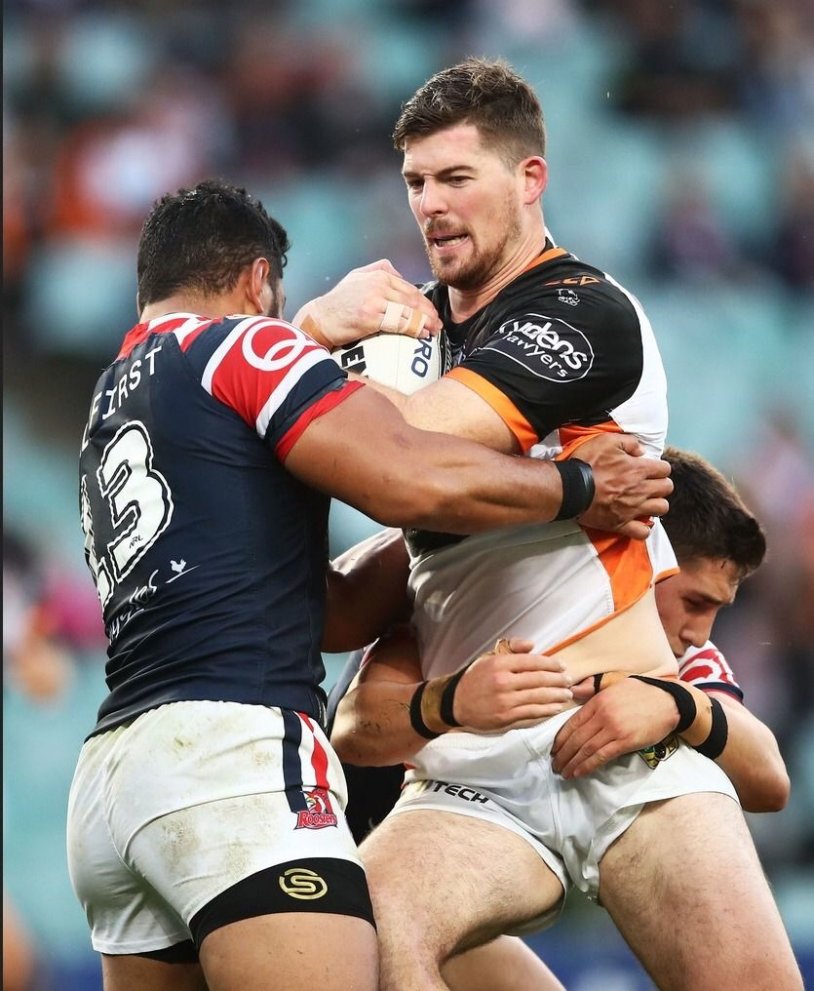 Naked famous football players