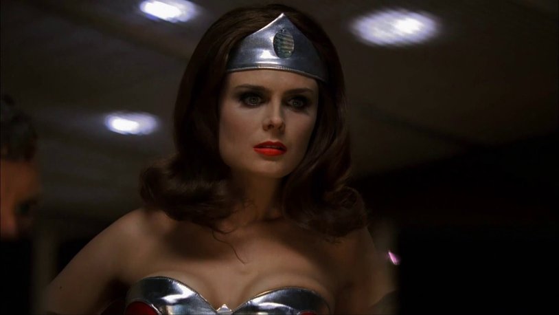 Emily Deschanel Topless