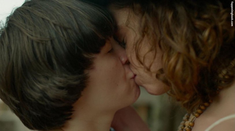 Aimi-Fifion Edwards Naked