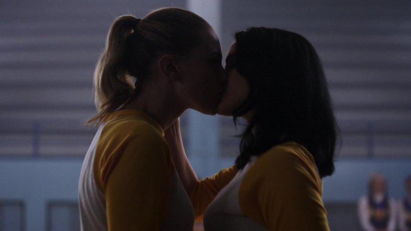 Camilla Mendes Hot Riverdale