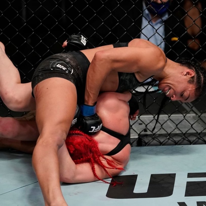 Naked women MMA fighters