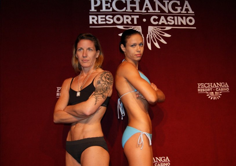 Anna Bogomazova Kikboxing