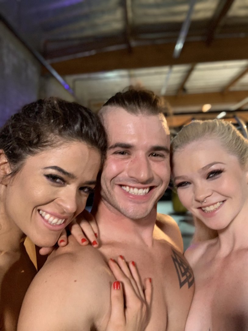 Nathan Bronson Mona Wels