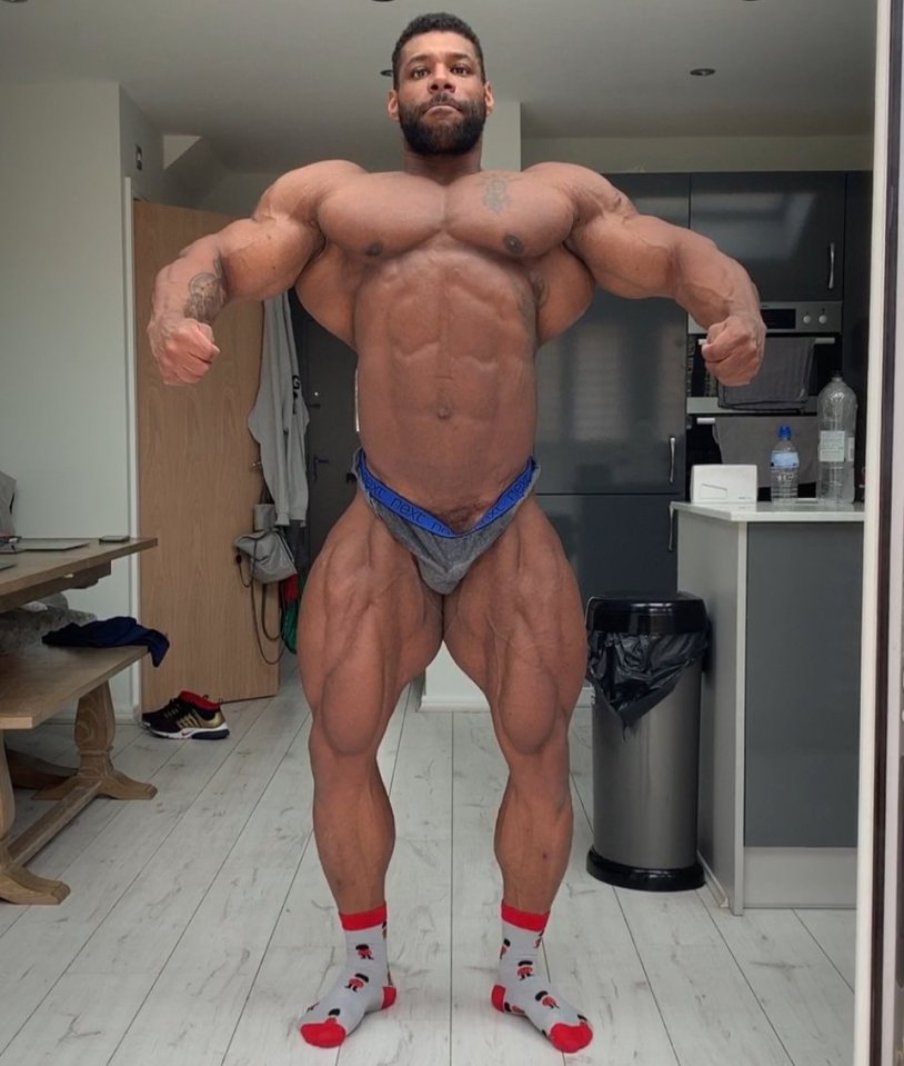 Men's torso with hair