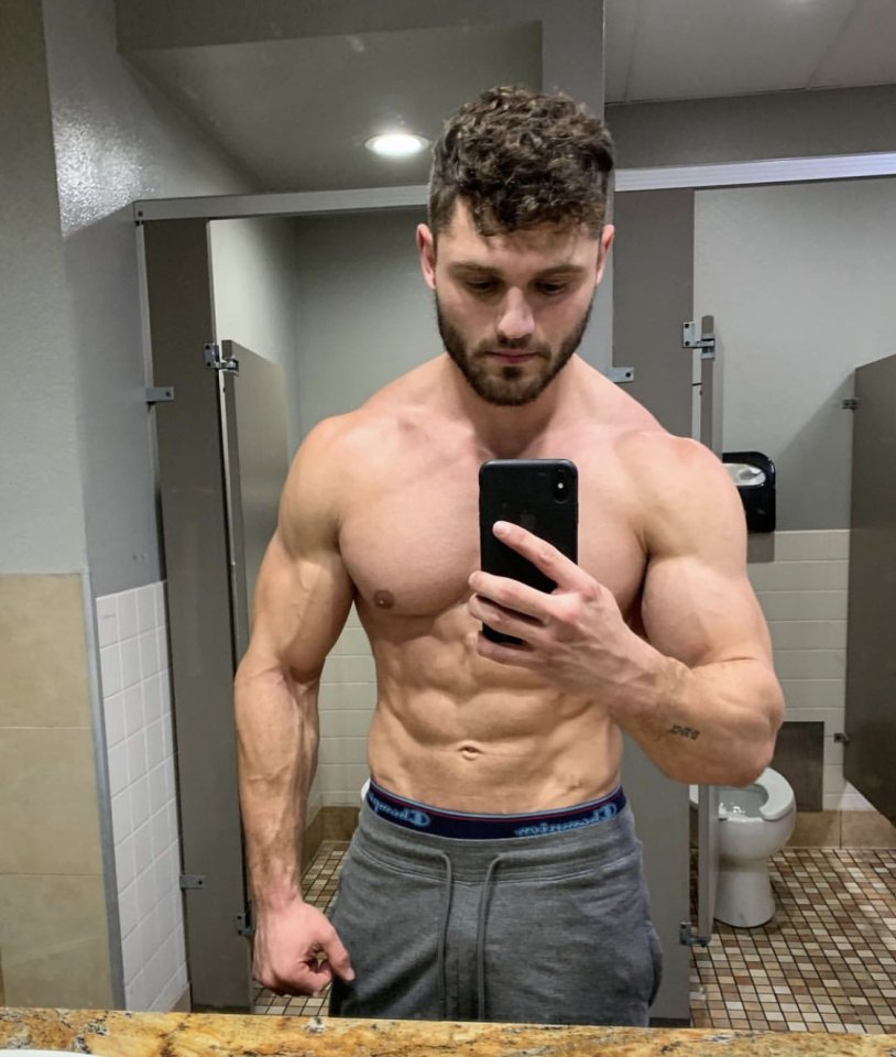 Brandon Clark Pecs