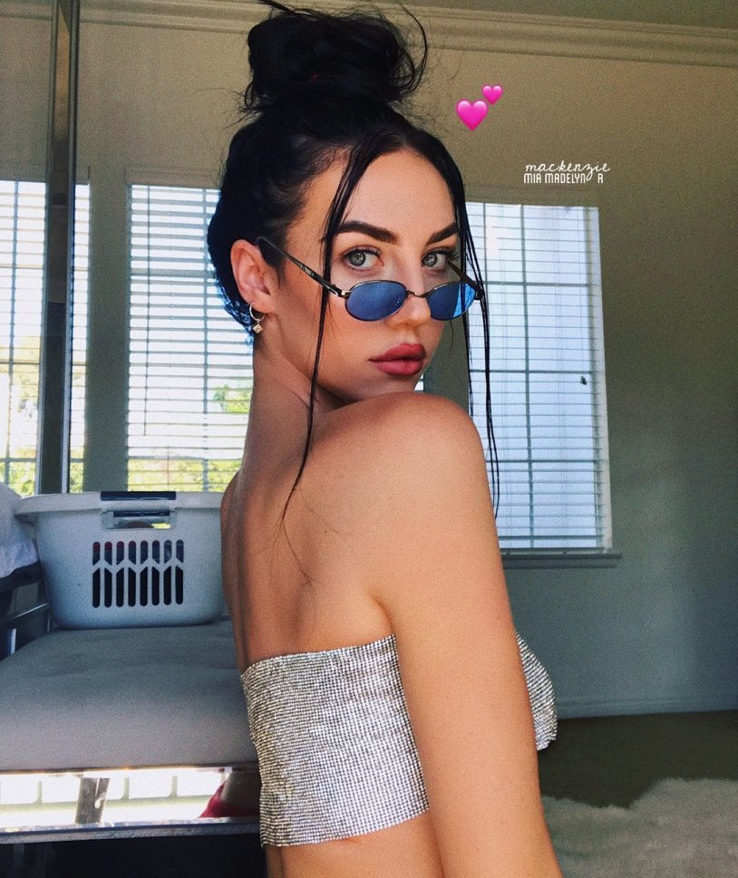 Modern family drawing