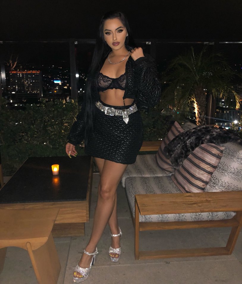 Eltte brunette Instager