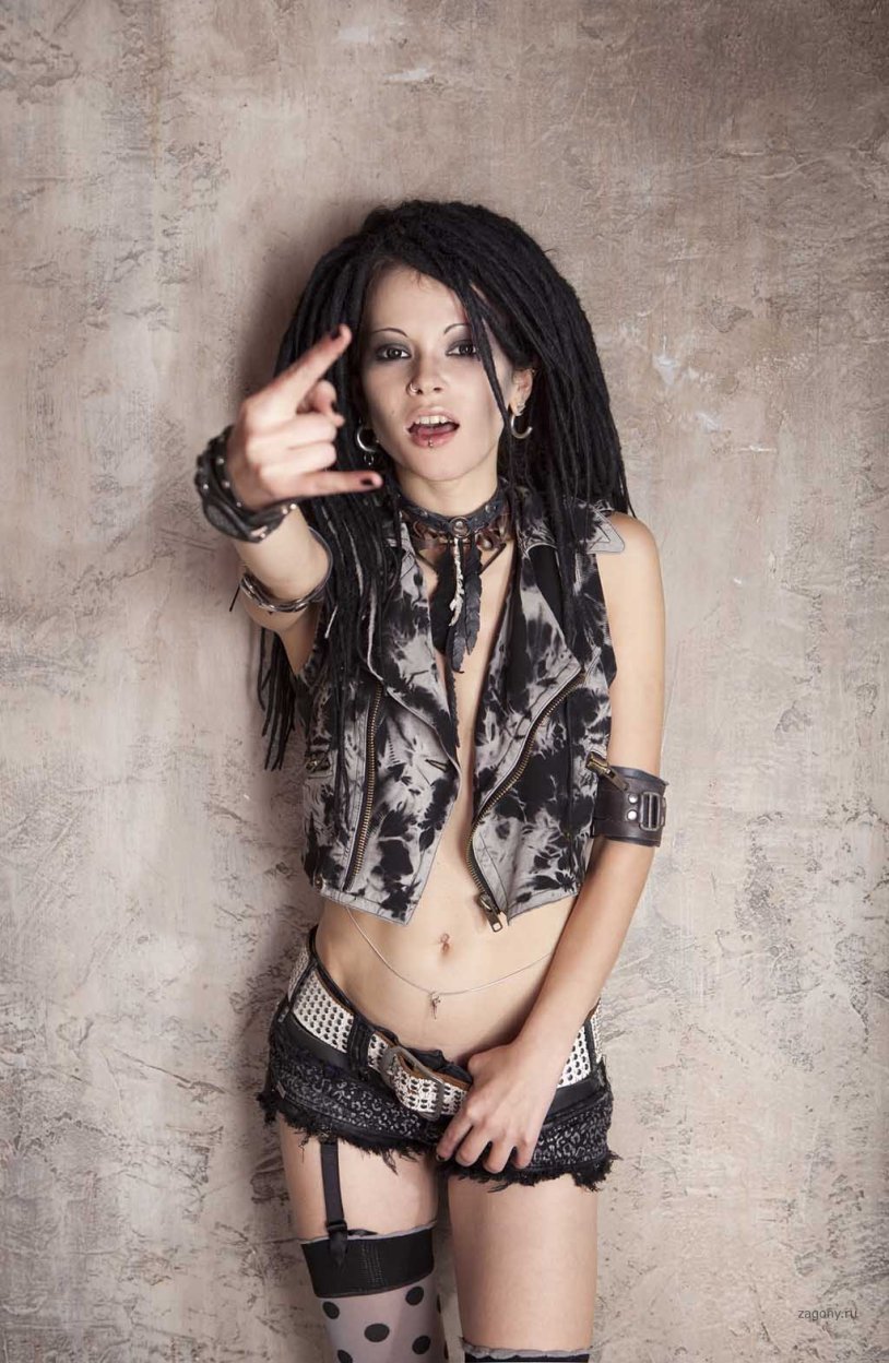 Daria "Nuki" Stavrovich