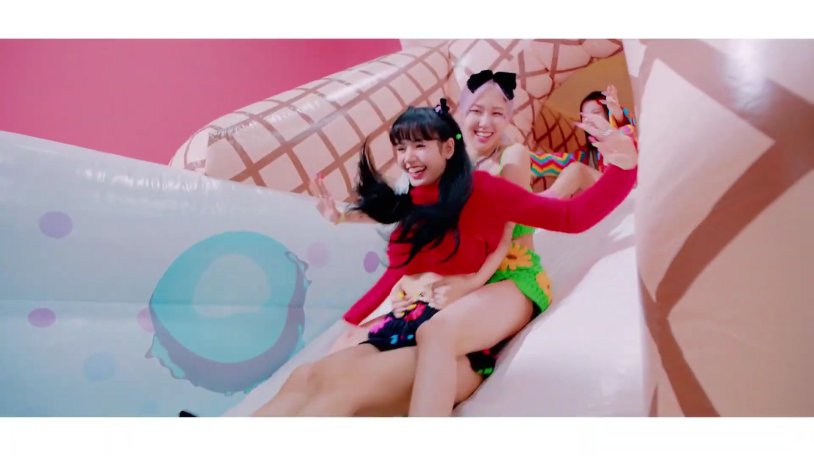 Jenny from Blackpink Playing with Fire