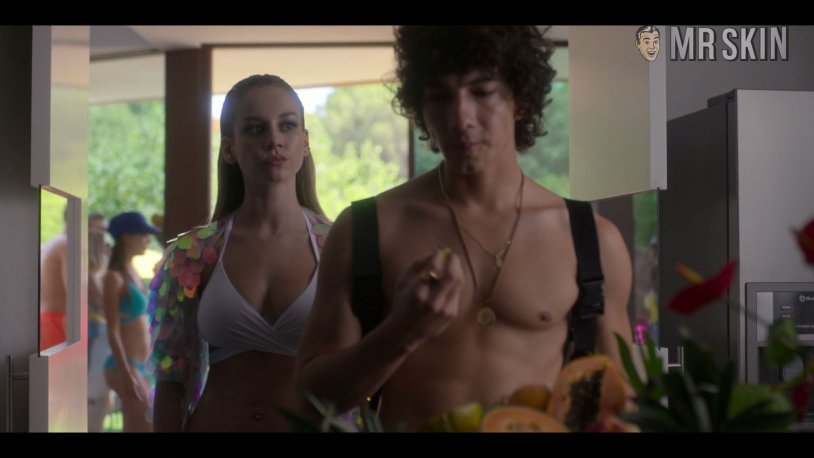 Maria Pedraza Paper House breast