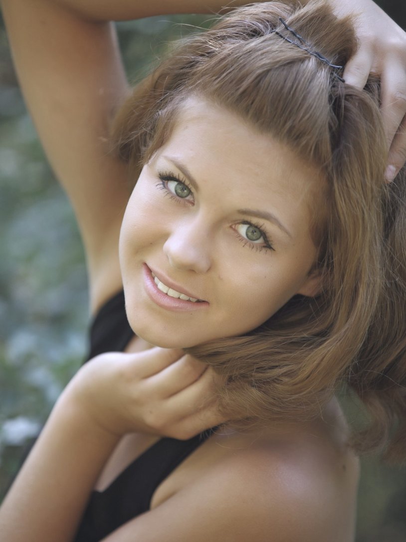 The business portrait is red