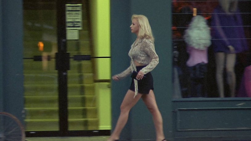 Jessica Parker Kennedy hot