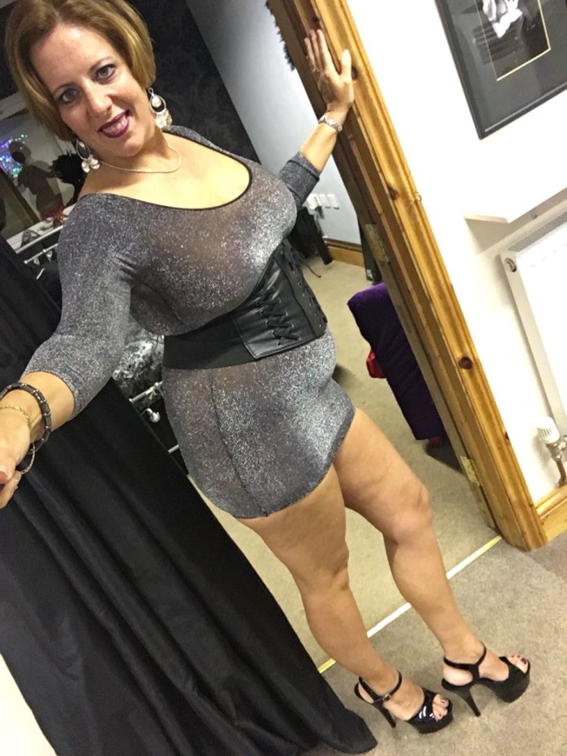 Free photo Curvyclaire Tac Amateur Lesbian Trinity