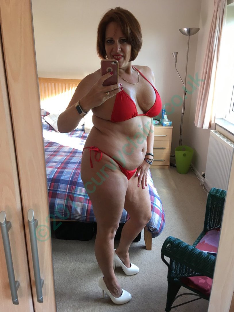 Curvy Claire in underwear 2017