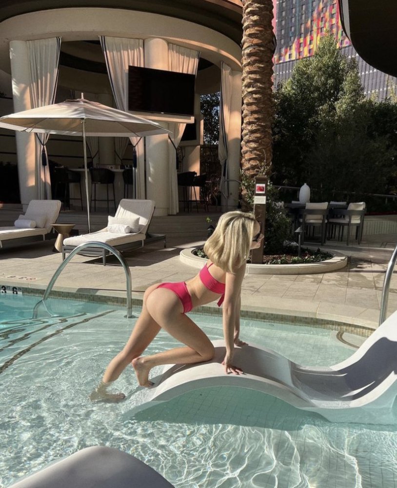 Sarah Snyder in a swimsuit