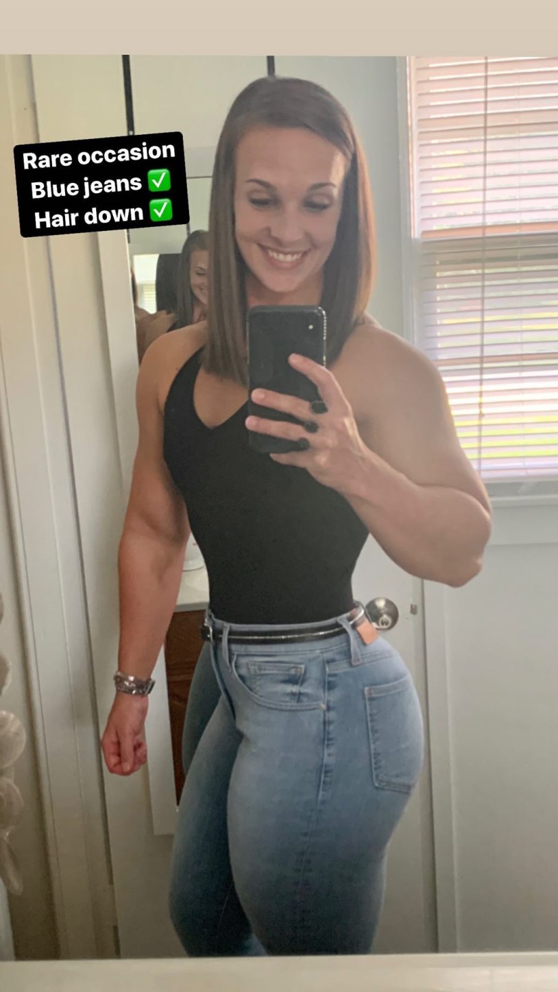 Blakelee Ortega Armwrestling