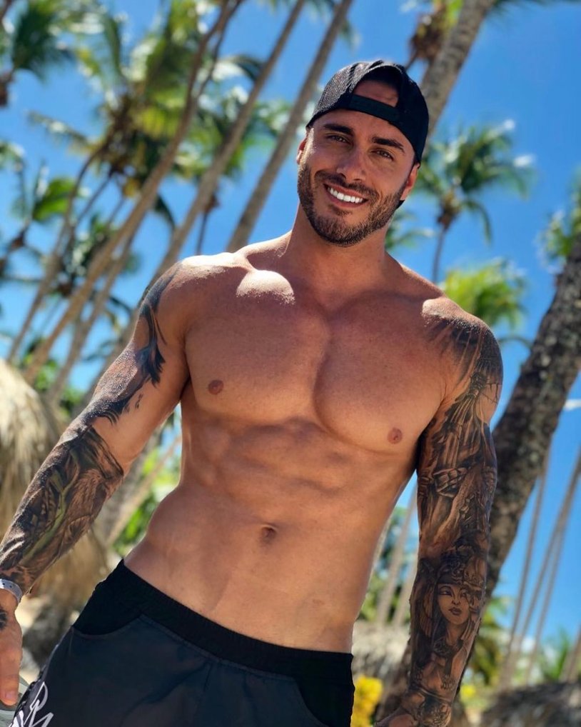 Mike Tornaben Girlfriend