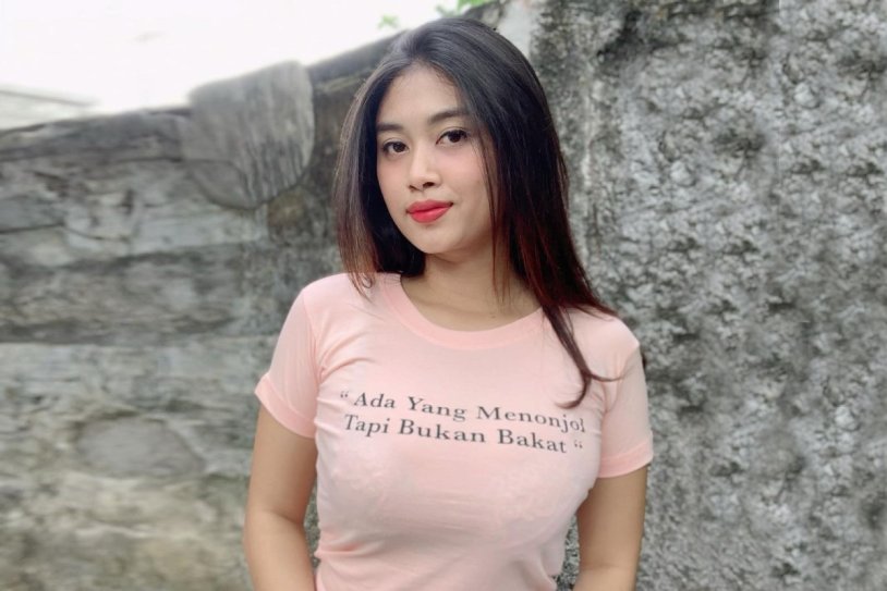 Tania ayu siregar