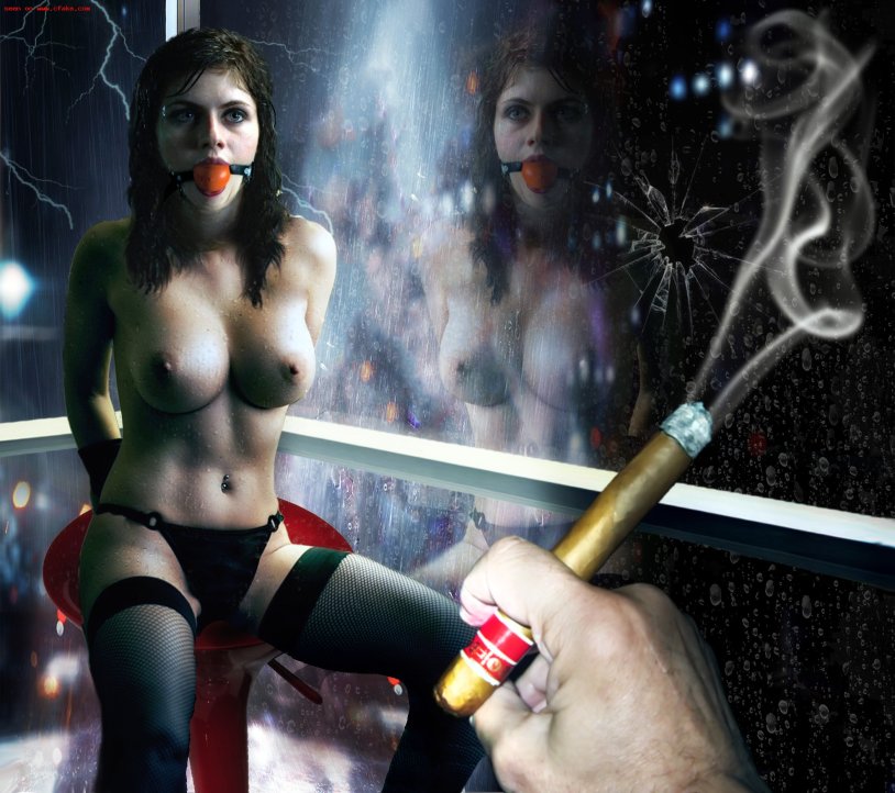 Alexandra Daddario Anal