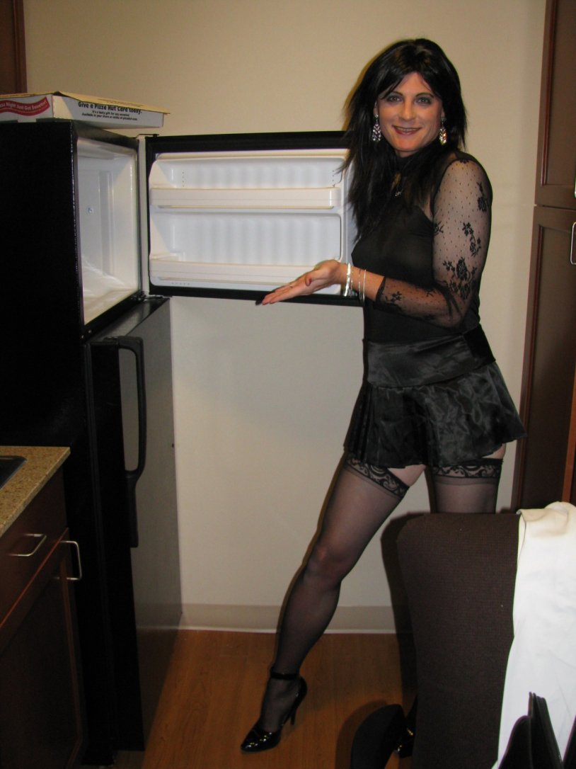 Naomi Taylor Crossdress