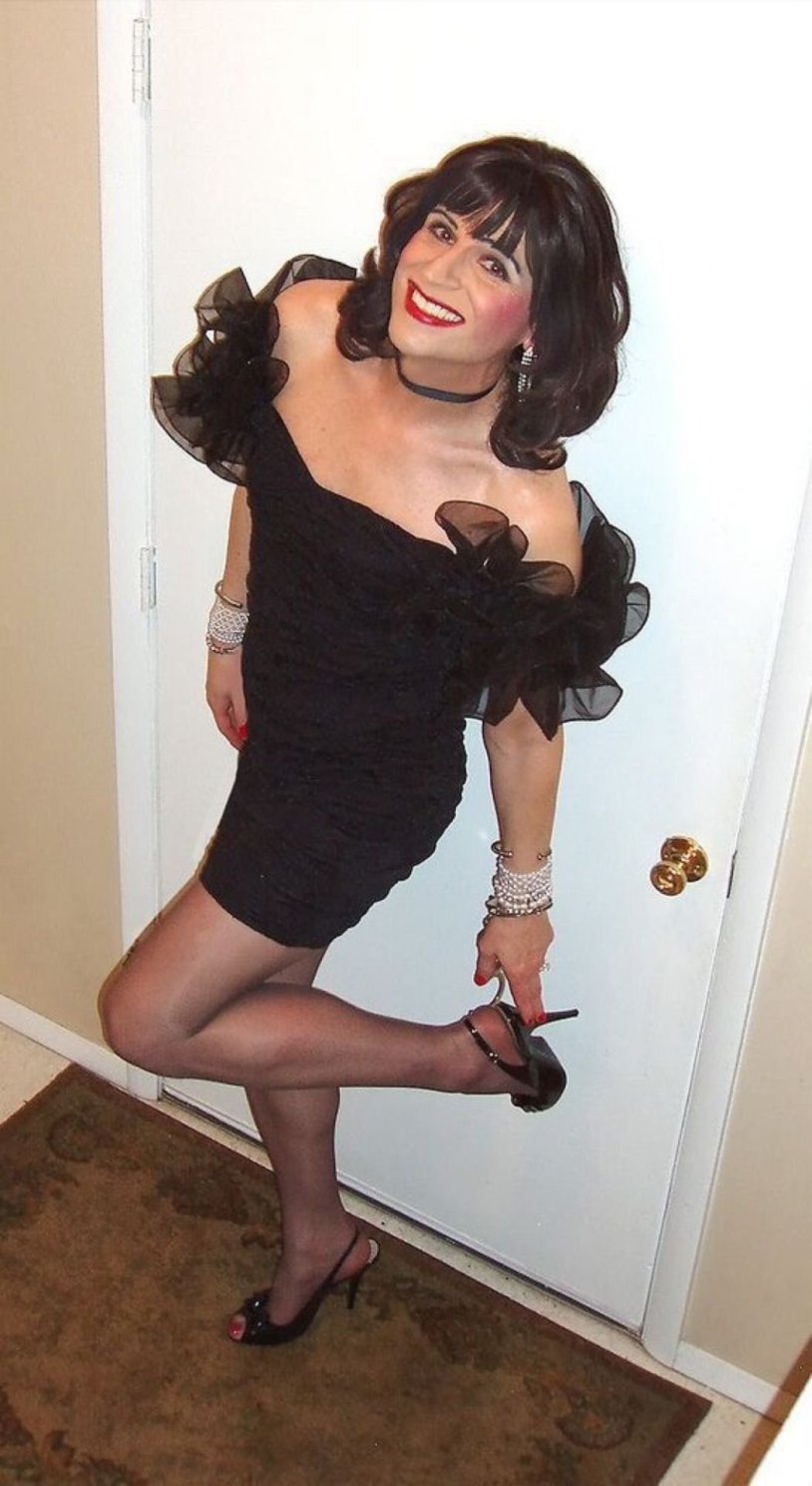 Sarah Valles Crossdresser