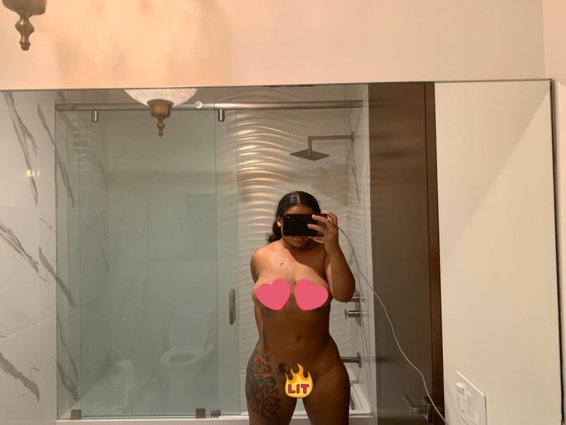 Selfy Kim Kardashian Topless