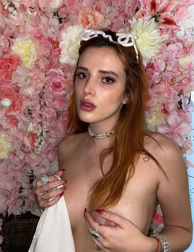 Bella Thorne Tikhomirova Anal