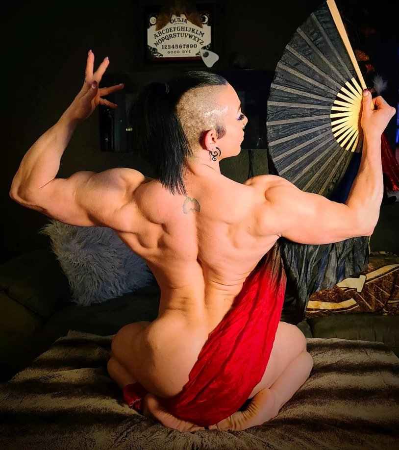 Bodybuilder girl