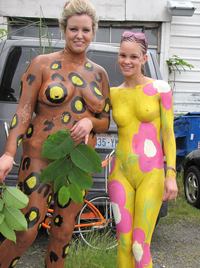 Body Art Naked in public