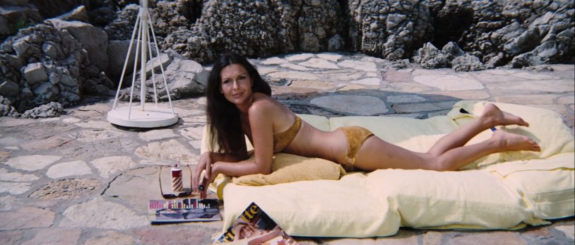 Serena Scott Thomas and the whole world little