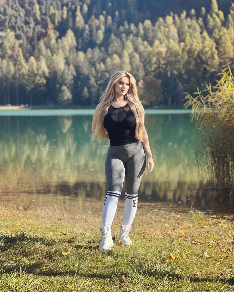 Anastasia Shcheglova model