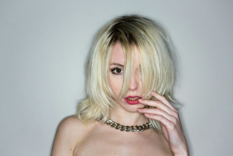 Naked Vanessa Scott Hairy