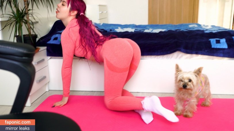 Kitty Klaw Patron Plum