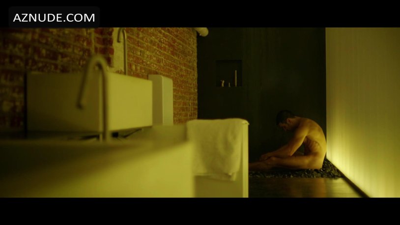 Mario Casas naked attraction