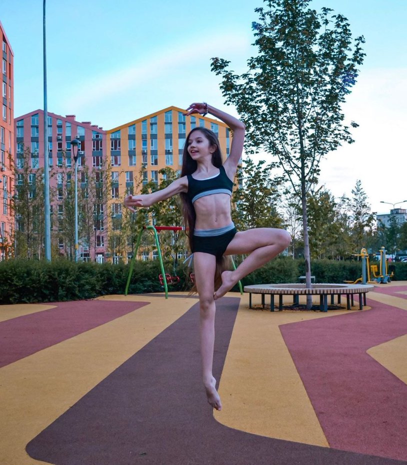 Dana Taranova/Dana Taranova