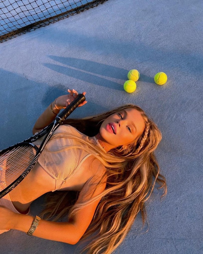 Photoshoot tennis
