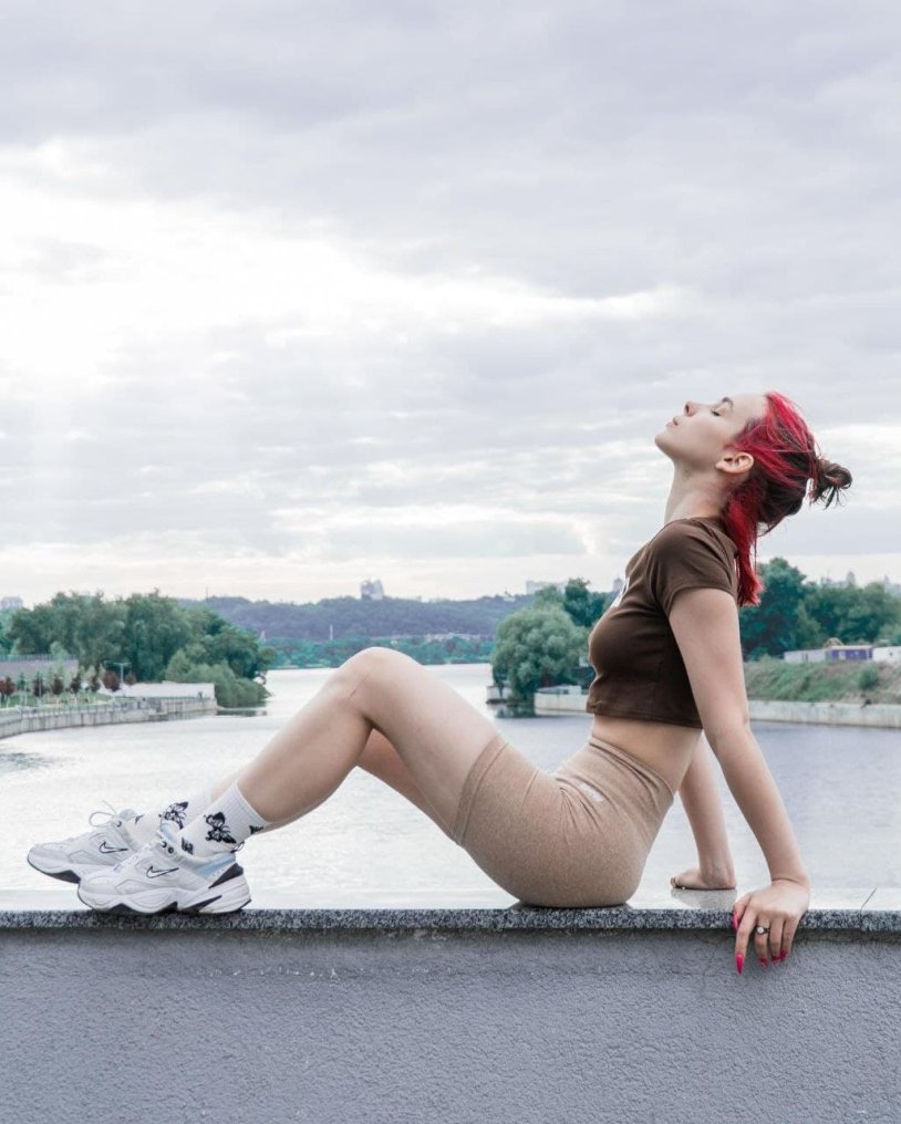 Eduard Henri Avril Fellation