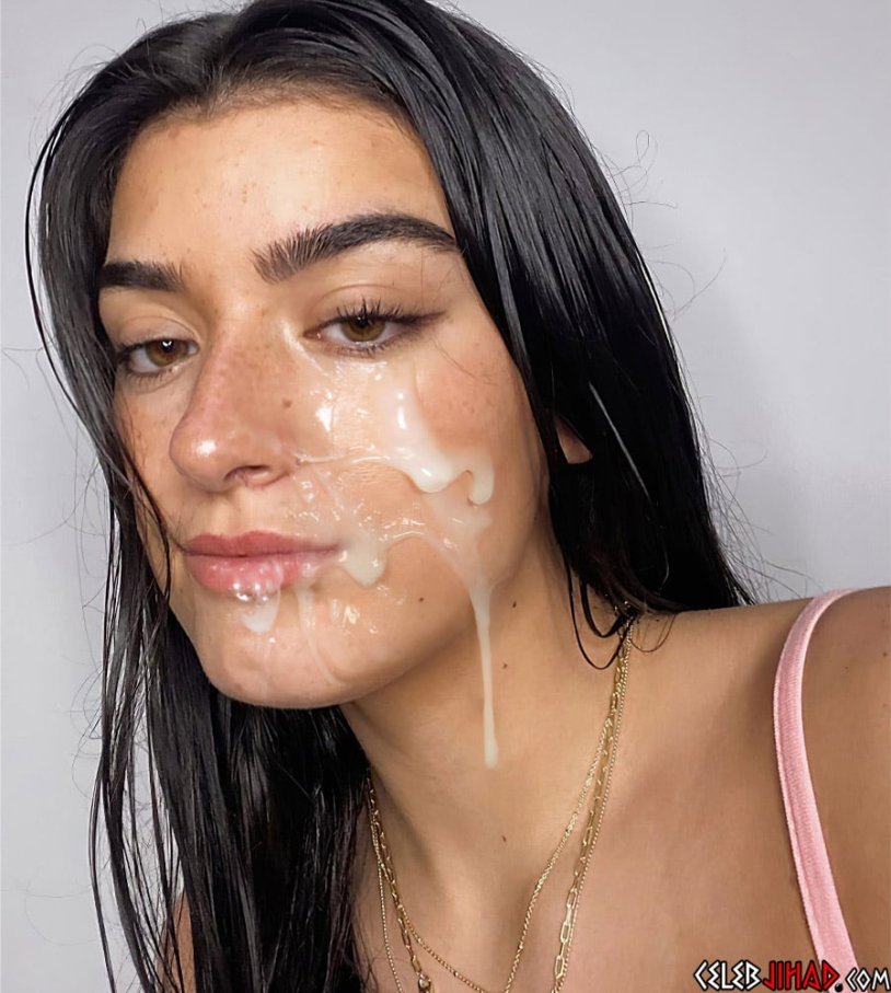 Naked Emily Willis XXX Solo