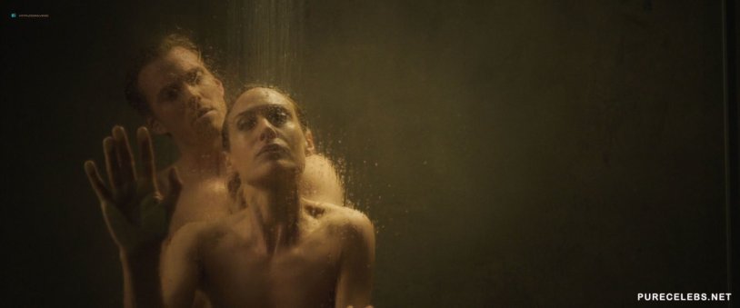 Naked Claire Keim / Claire Keim