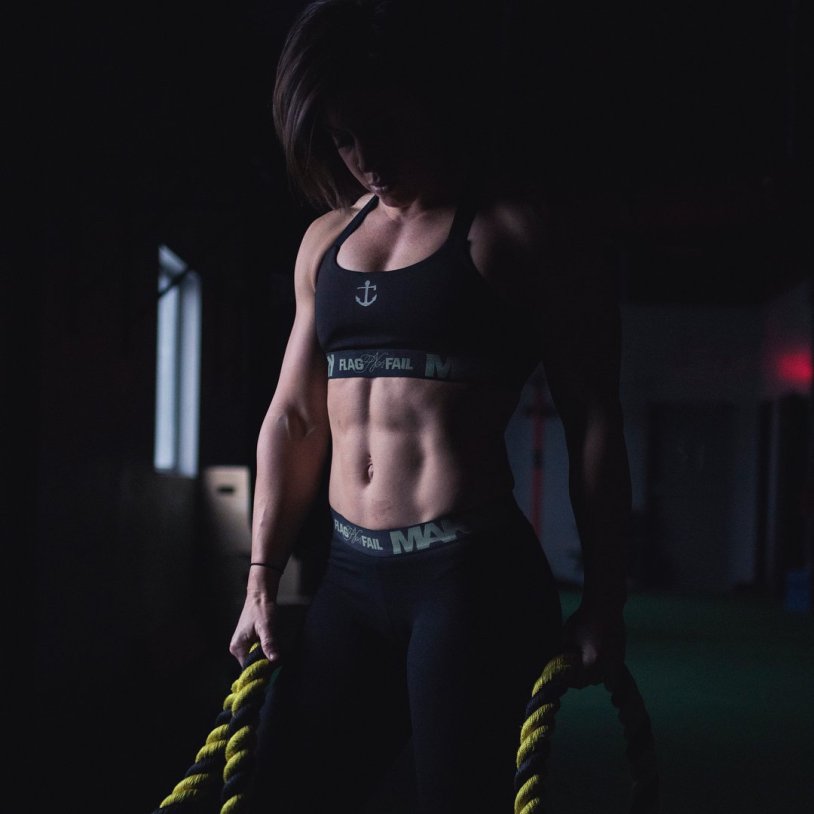 LASMYN DAVILLA Model