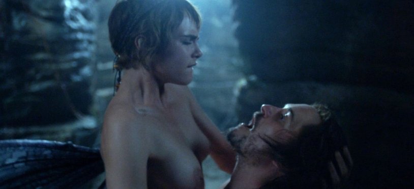 Erotic scenes with Cara Delevingne