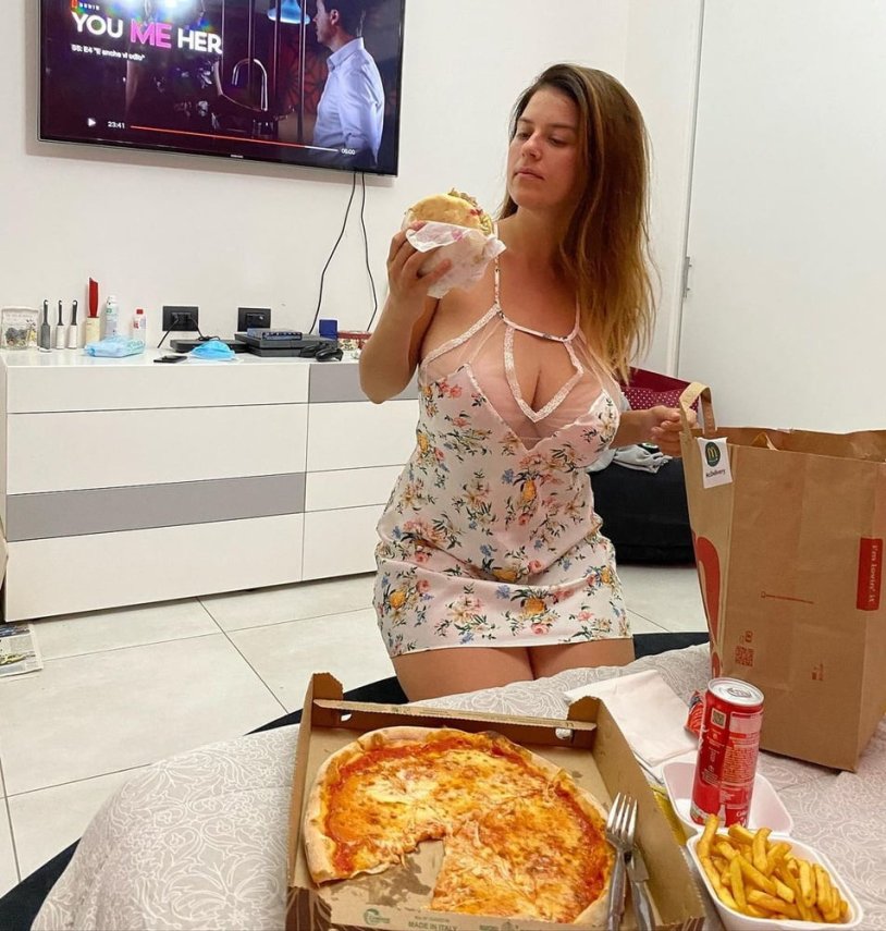 Big Tits Little Topic 18