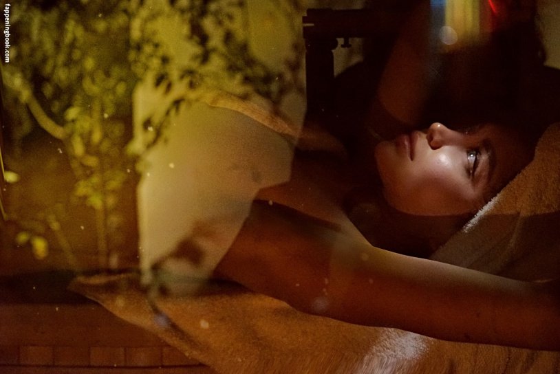 Mira Twitch on a yacht