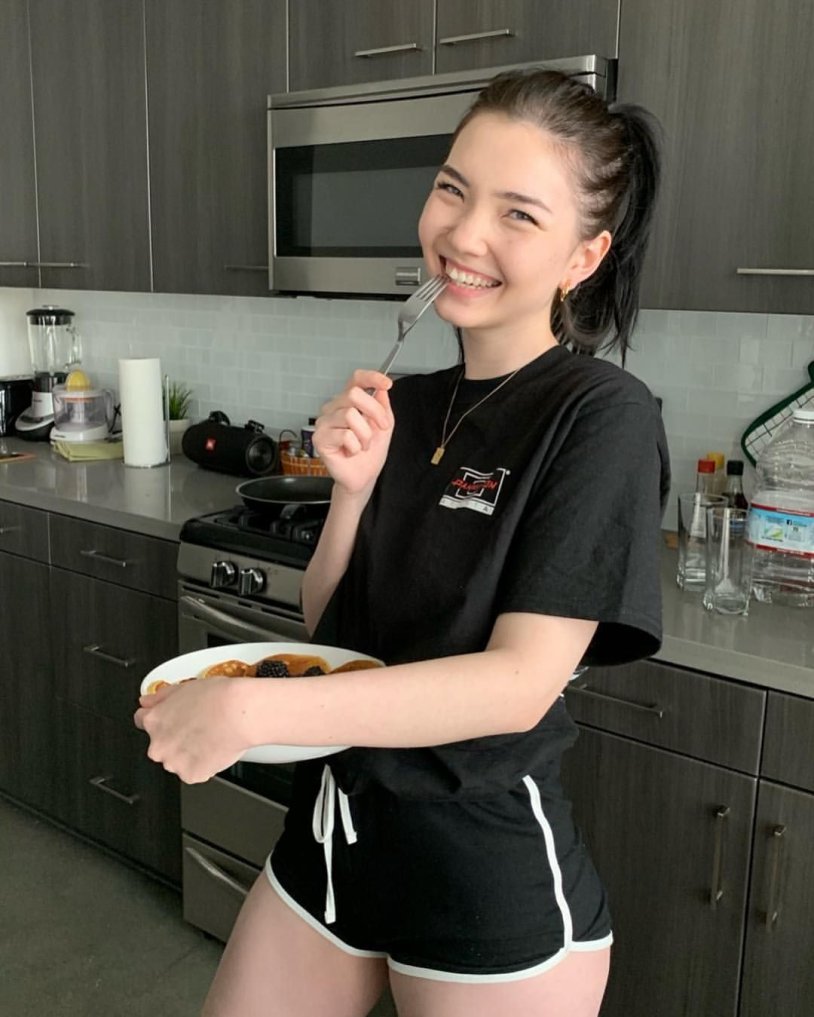 Model Ayia Shalkar photo naked