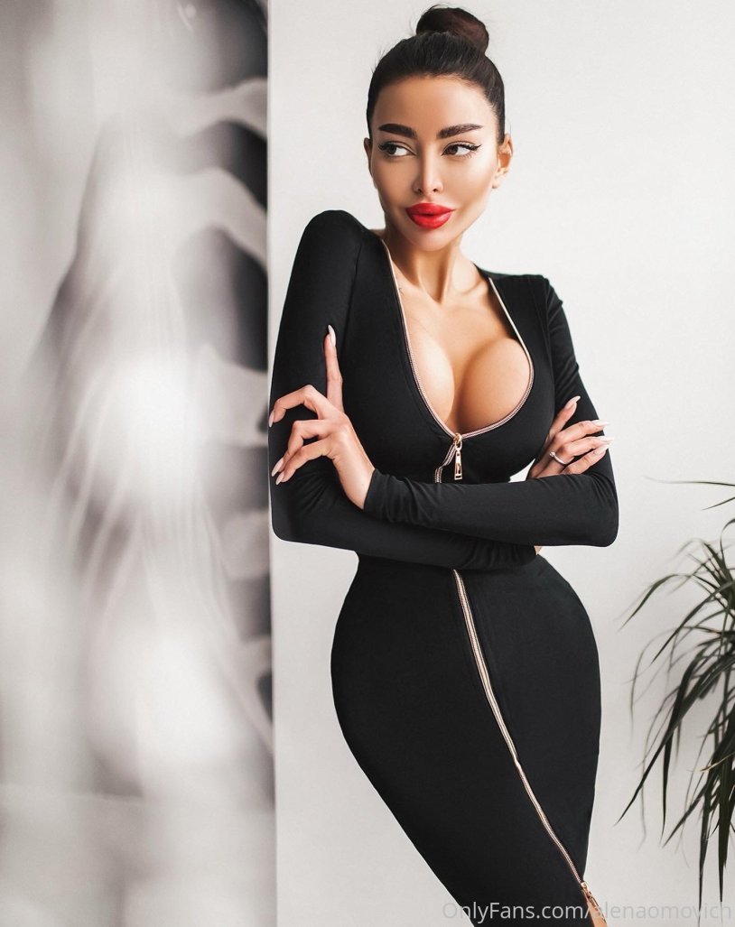 Alena Sharypova AKA ALENA Witch AKA MOYPOHOTLIVIYMIR