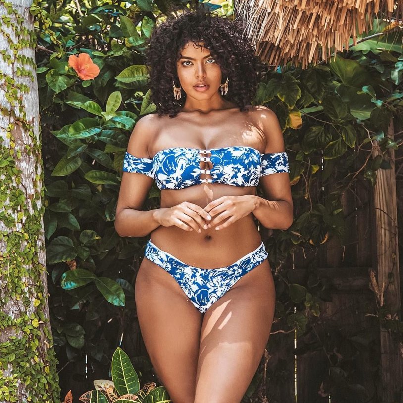 Karina Irbi buttocks