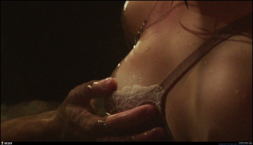 Katherine Langford Tits