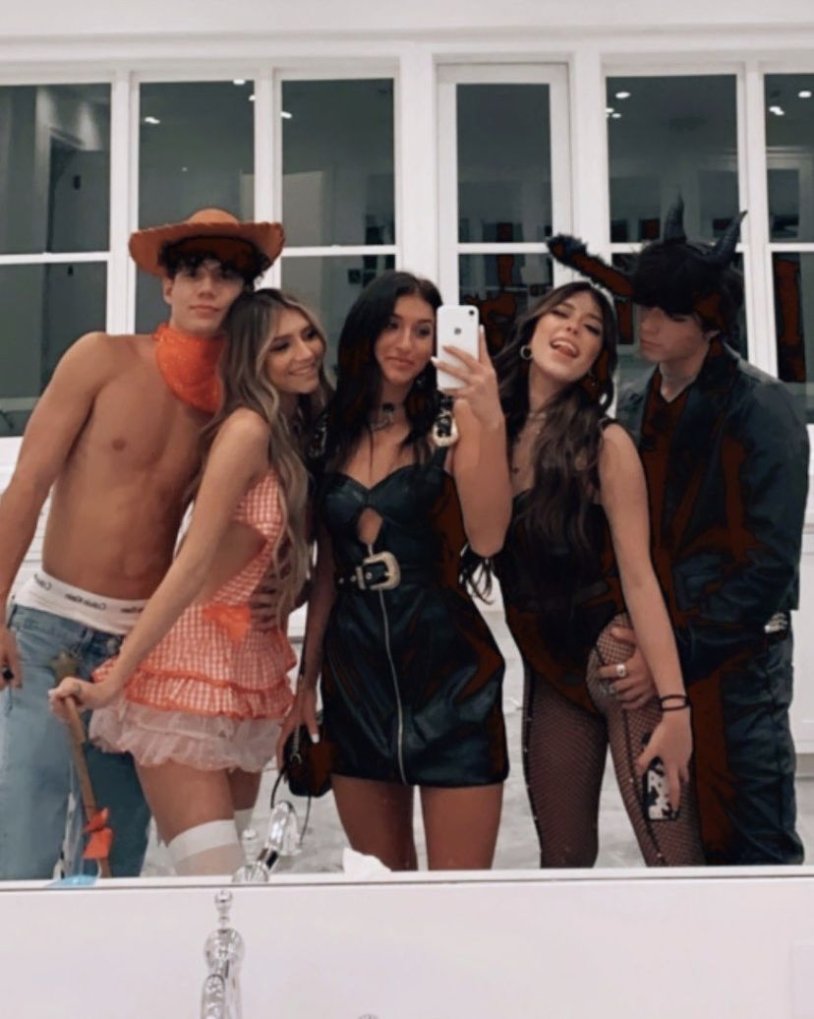 Mads Lewis in profile